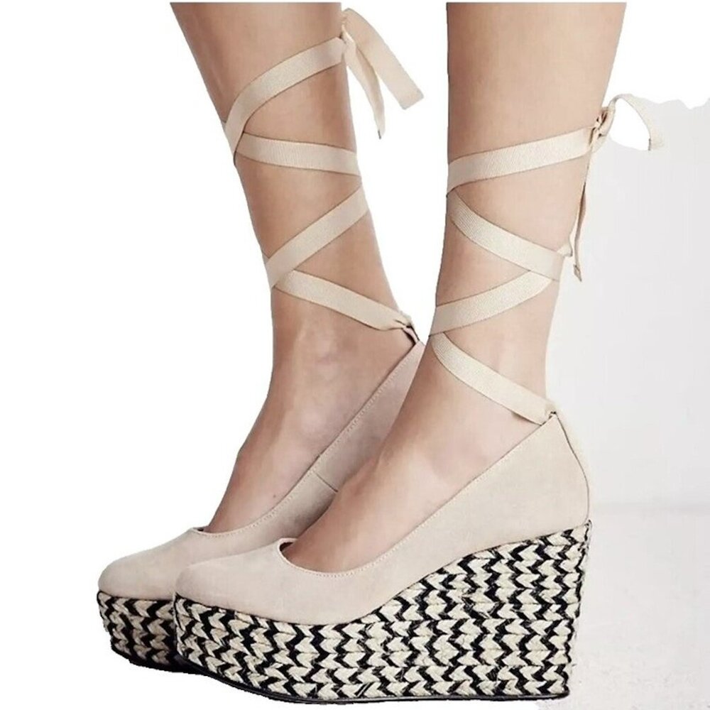 FREE PEOPLE NWOB Charade Beige Platform Espadrille Wedge Heels